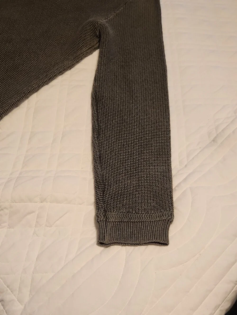 Carbon2Cobalt Men's  Quarter-Zip Knit Sweater, size XL